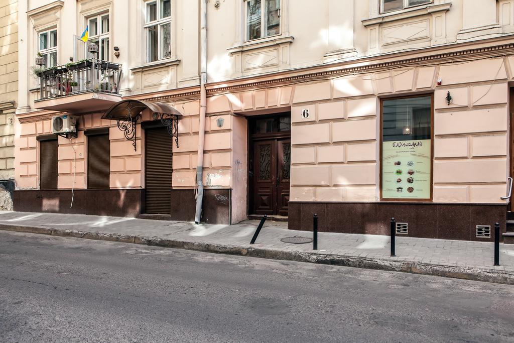 Modern 2Br Apartment In Central Liov Exterior foto