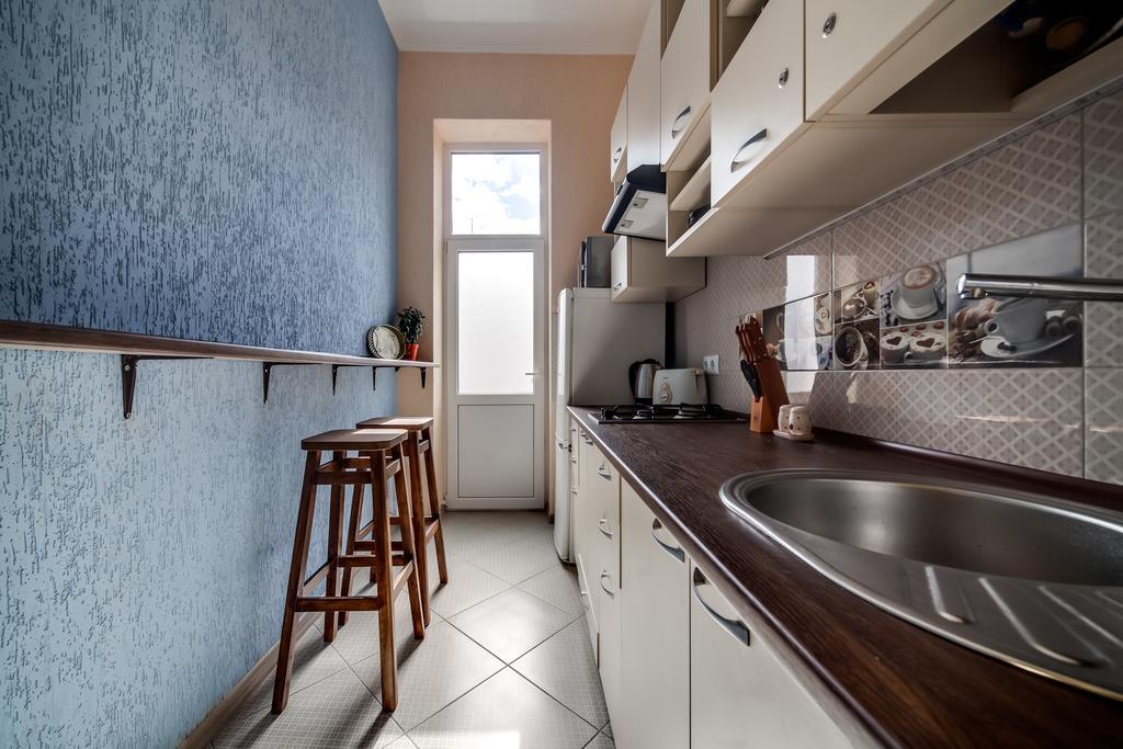 Modern 2Br Apartment In Central Liov Exterior foto
